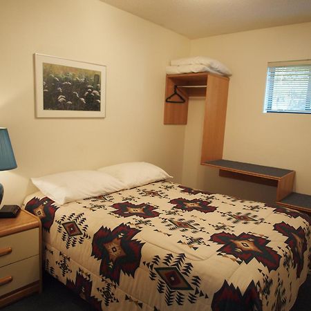 Whale'S Tail Guest Suites Ucluelet Rum bild