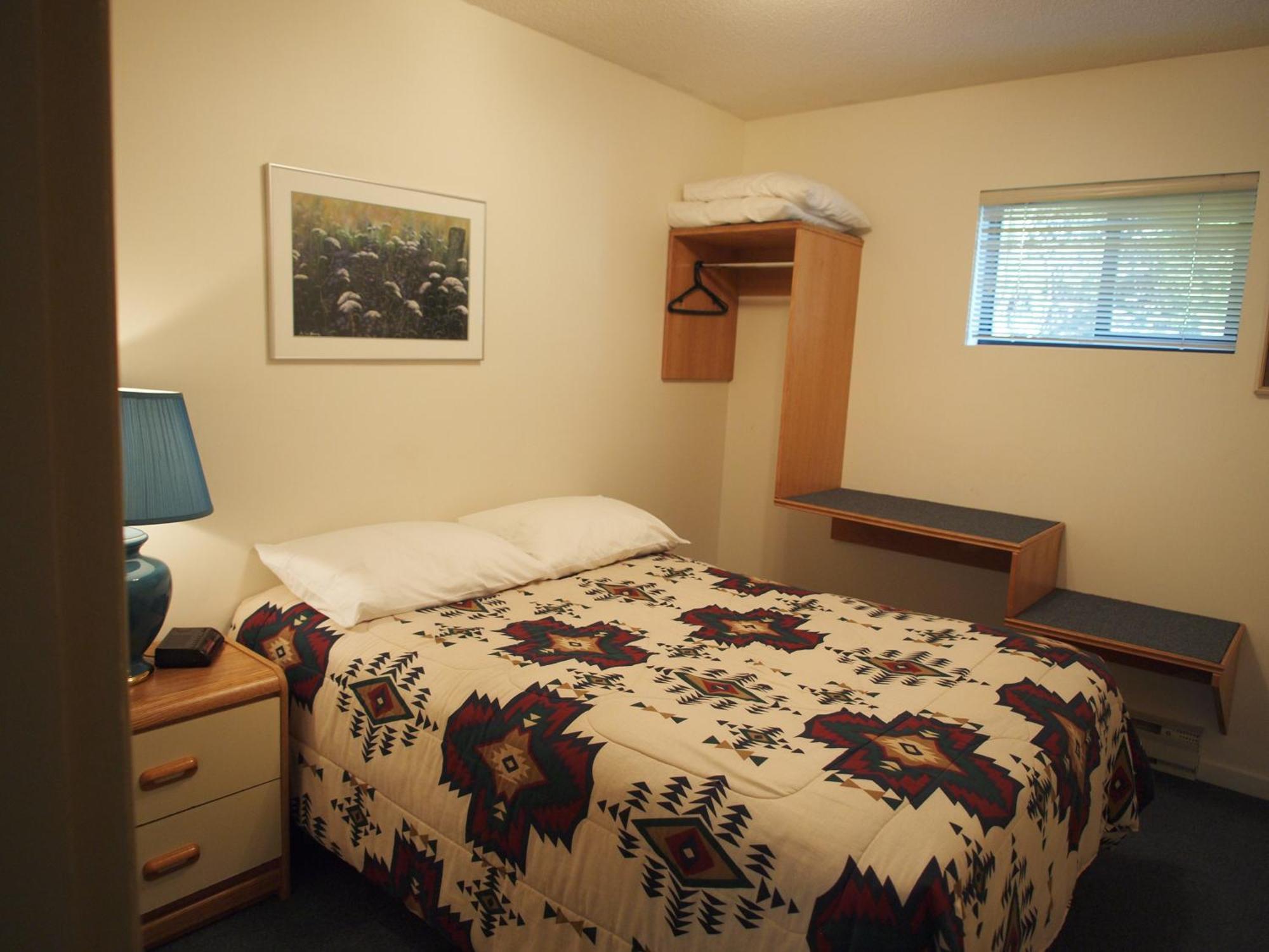 Whale'S Tail Guest Suites Ucluelet Rum bild