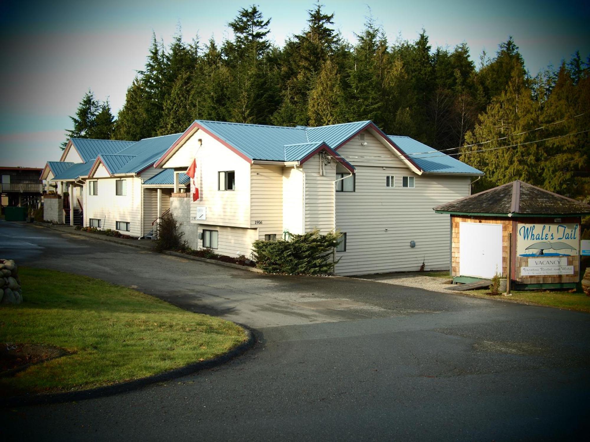 Whale'S Tail Guest Suites Ucluelet Exteriör bild